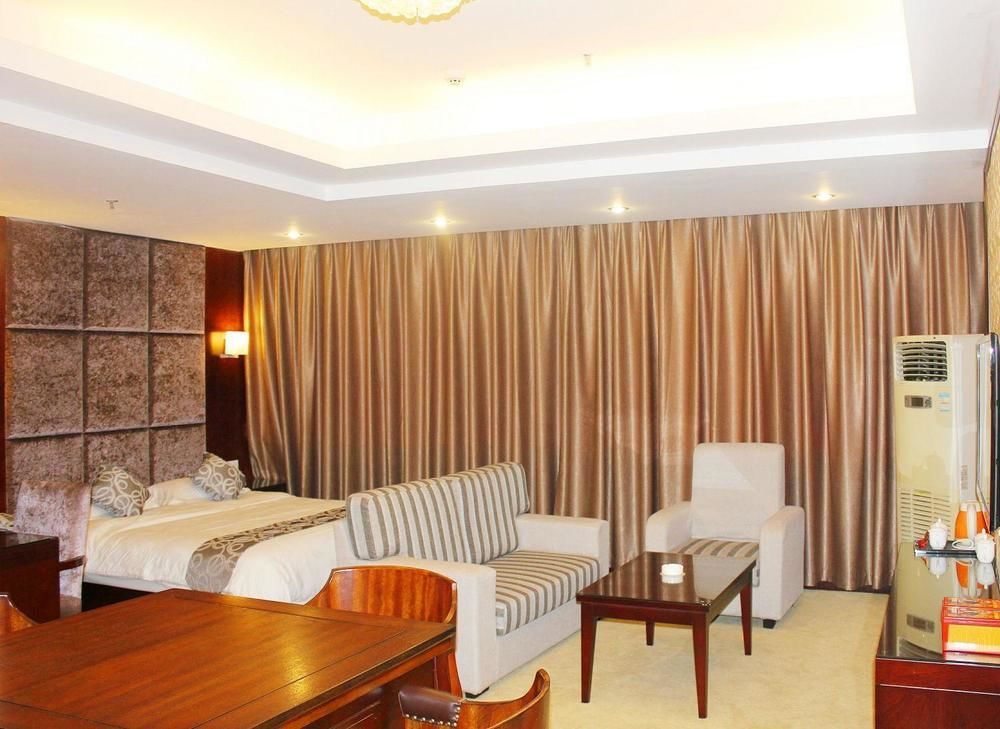 Chengdu Ronghome Hotel Luaran gambar
