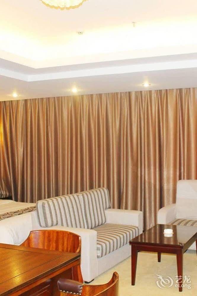 Chengdu Ronghome Hotel Luaran gambar