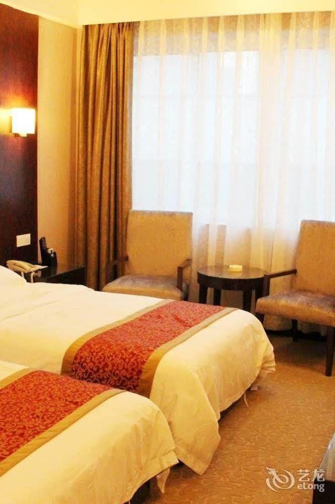 Chengdu Ronghome Hotel Luaran gambar